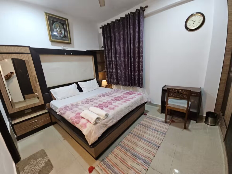 Tapovan Sunshine Stay By Jabula Getaways - Tap to explore photos