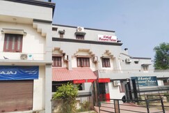 Address of Hotel Diamond Palace