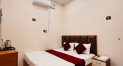 Shivam Palace Room Type - Super Deluxe 103