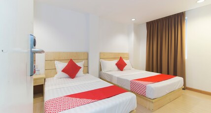 Hotel O Shah Alam Near IDCC Convention Centre Formerly DD hotel. Room Type - Standard Twin