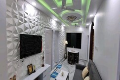 2BHK Apt Near Howrah Station and Maidan Metro