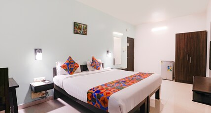 FabHotel X & Z - Nr. Calangute Beach Room Type - Deluxe Room