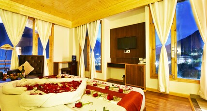 Mars Resorts Room Type - Honeymoon Room