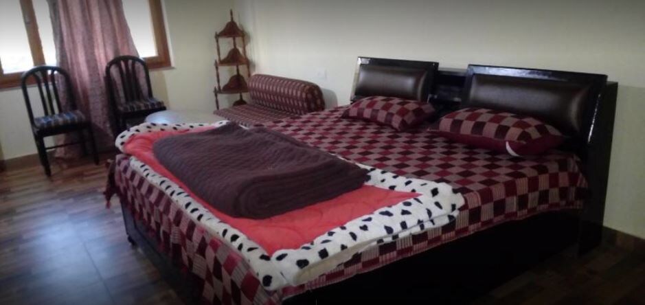 Vatika Home-stay - Tap to explore photos