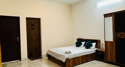 Rams Guest House Meadows Room Type - Deluxe Double Room with Extra Bed (101)
