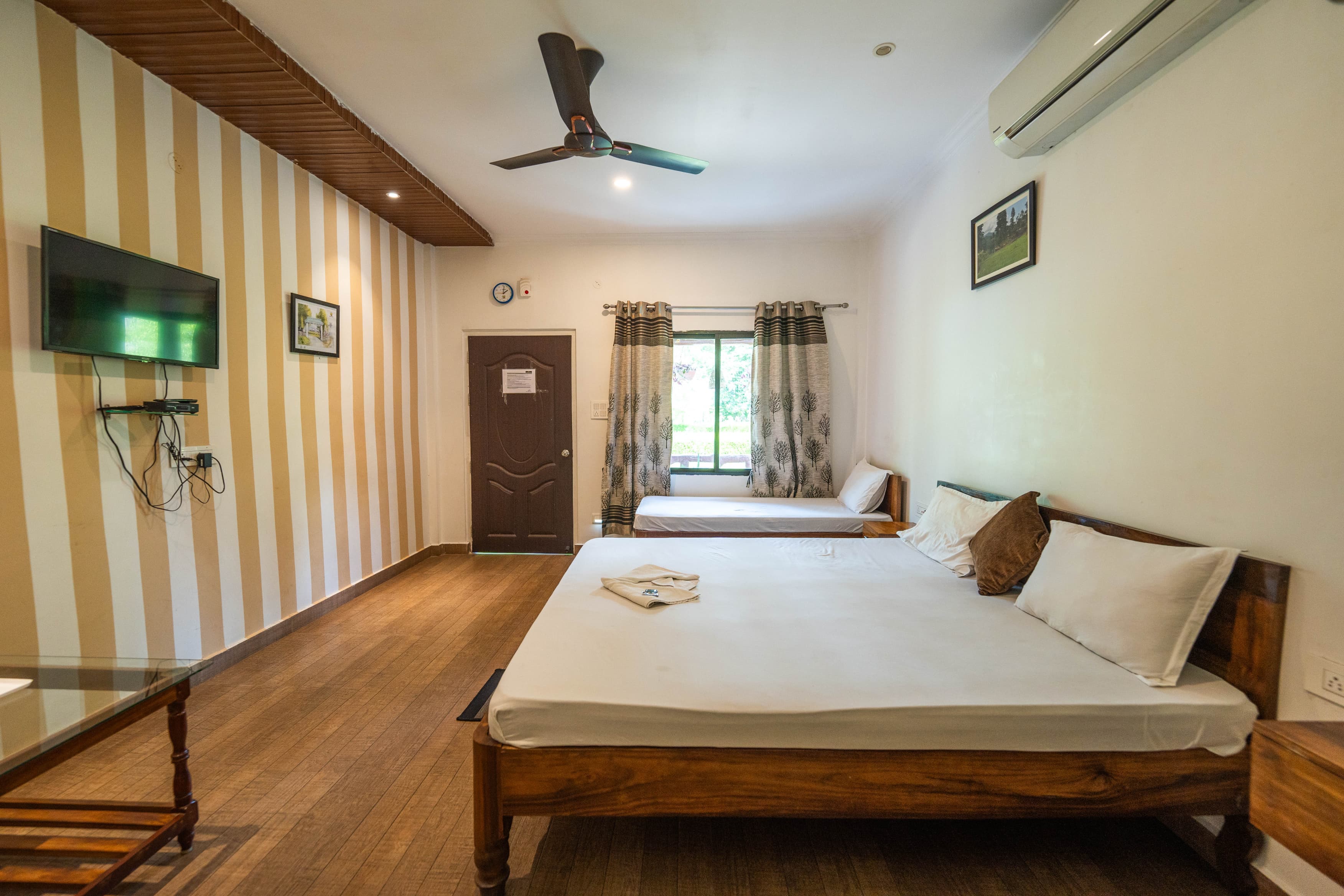 Camping De Dooars | Rooms & Caretaker - Tap to explore photos