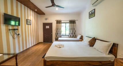 Camping De Dooars | Rooms & Caretaker Room Type - Double Bedroom
