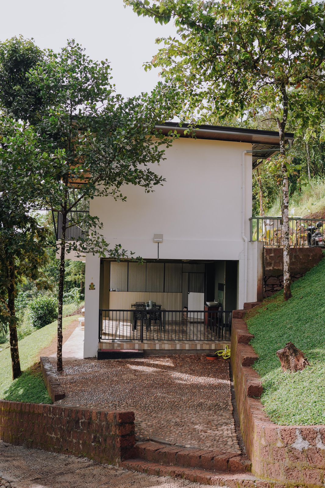 Camplight Stays | 3 Bedroom with Infinity Pool - Tap to explore photos