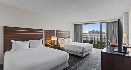 DoubleTree by Hilton Atlantic Beach Oceanfront Room Type - 2QNS BALCONY PRTL OCVW NS