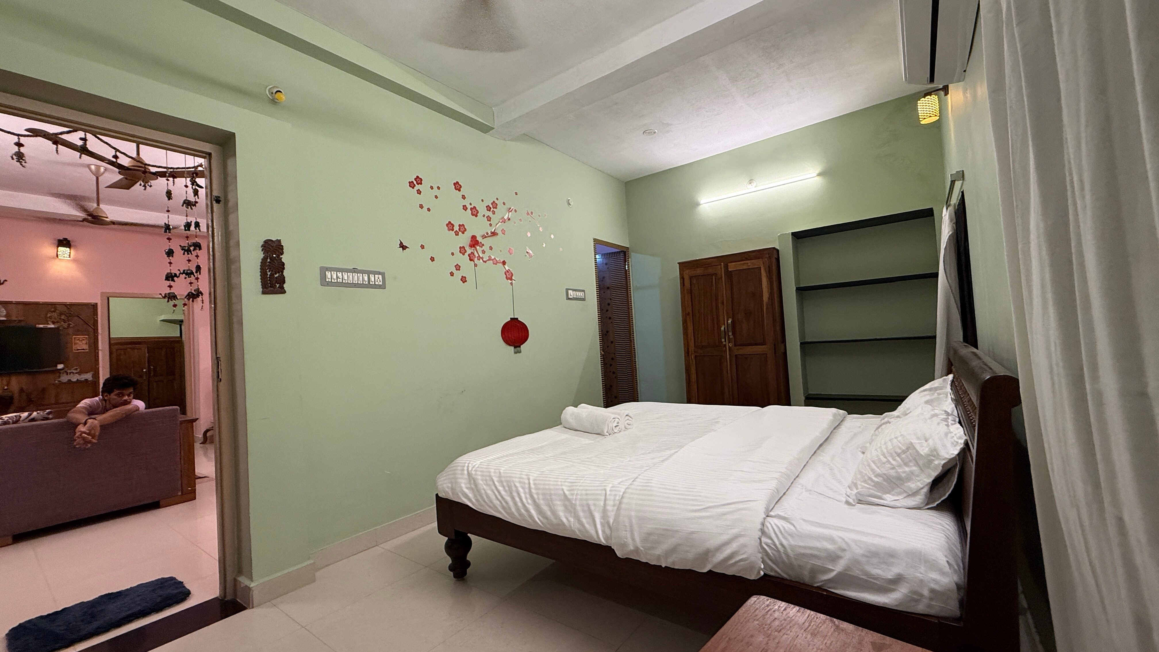 Studio Villa Premium Homestay - Tap to explore photos