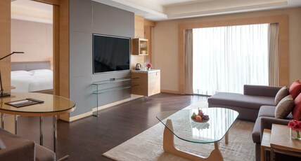 Hyatt Regency Chandigarh, Elante Mall Room Type - Regency Suite with Bathtub & Unlimited Complimentary IMFL beverages from 18:00 HRS to 20:00 HRS & On Hyatt Regency Chandigarh, Elante Mall Room Type - Regency Suite with Bathtub & Unlimited Complimentary IMFL beverages from 18:00 HRS to 20:00 HRS & On