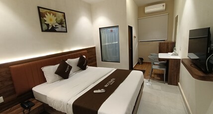 Hotel Moon Lite Marve Room Type - Super Deluxe AC Room