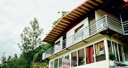 Kedaar Chaukhamb Homestay Room Type - Semi Deluxe Room
