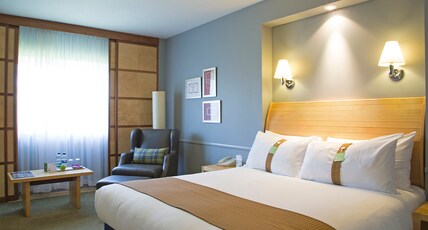 Holiday Inn Guildford Room Type - 1 Double Premium