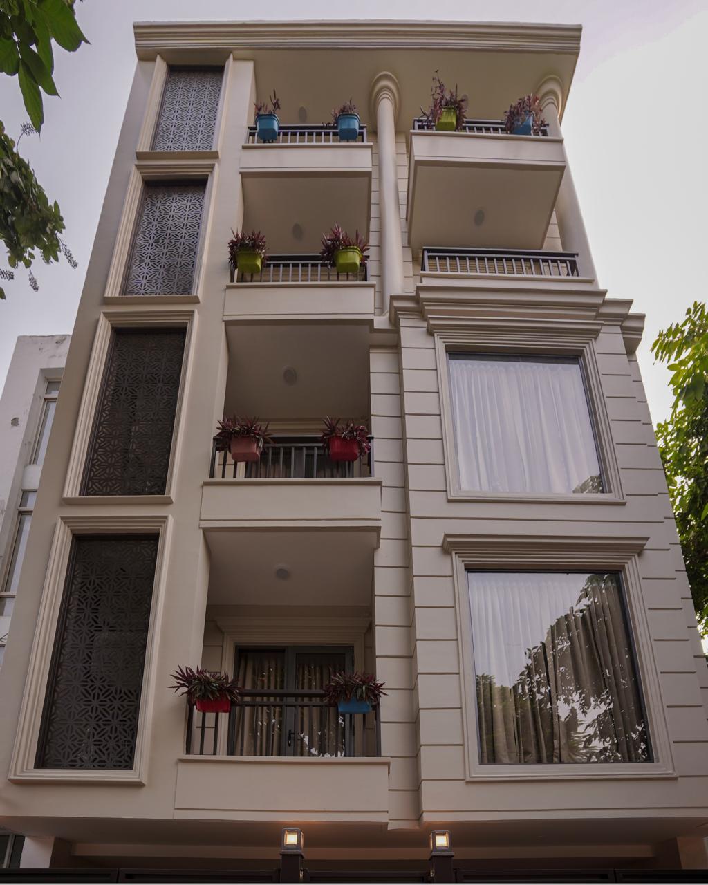 Suverra Boutique Studio And Apartment - Tap to explore photos