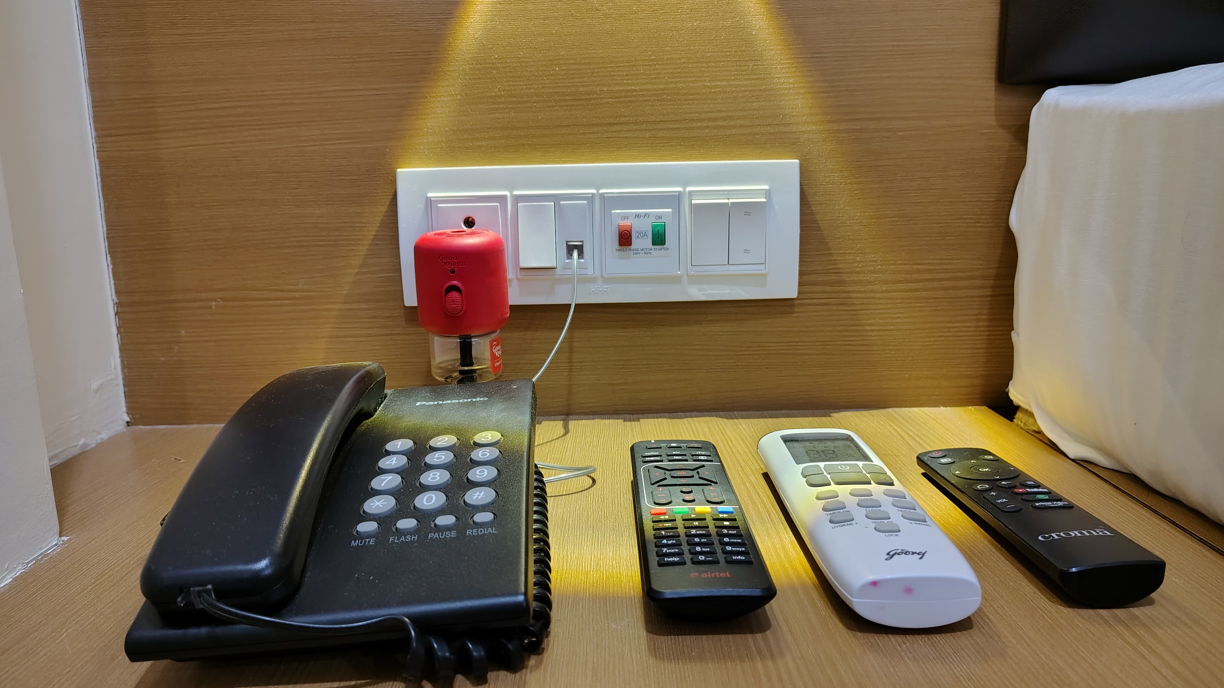 Hotel Shivansh Somnath - Tap to explore photos