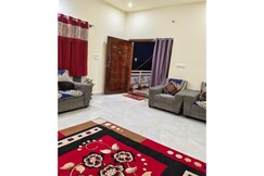 Mullayanagiri Service Apartment