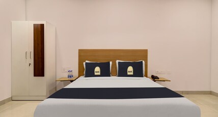 Super Hotel O S Grand Bolarum Room Type - Deluxe