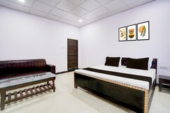 Hotel O Devki Garden