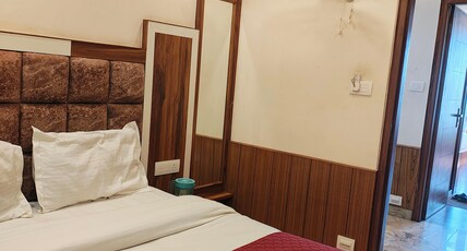 Avad Palace Room Type - Deluxe room