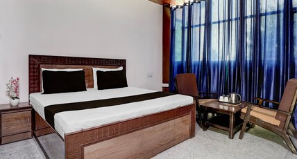 Hotel O by OYO Green Orch Room Type - Classic