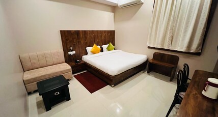Hotel Captain Room Type - E Executive Room AC