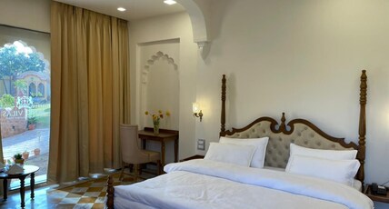 JANKI VILAS Room Type - SUPER DELUXE ROOM JANKI VILAS Room Type - SUPER DELUXE ROOM
