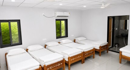 Gir Vintage Villa Room Type - Deluxe Dormitory Room 10 Bed Hall Gir Vintage Villa Room Type - Deluxe Dormitory Room 10 Bed Hall