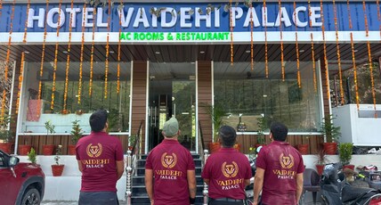 Vaidehi Palace Room Type - Superior AC Room