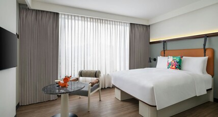 Moxy Kathmandu Durbarmarg By Marriott Room Type - Moxy Deluxe Queen, Guest room, 1 Queen