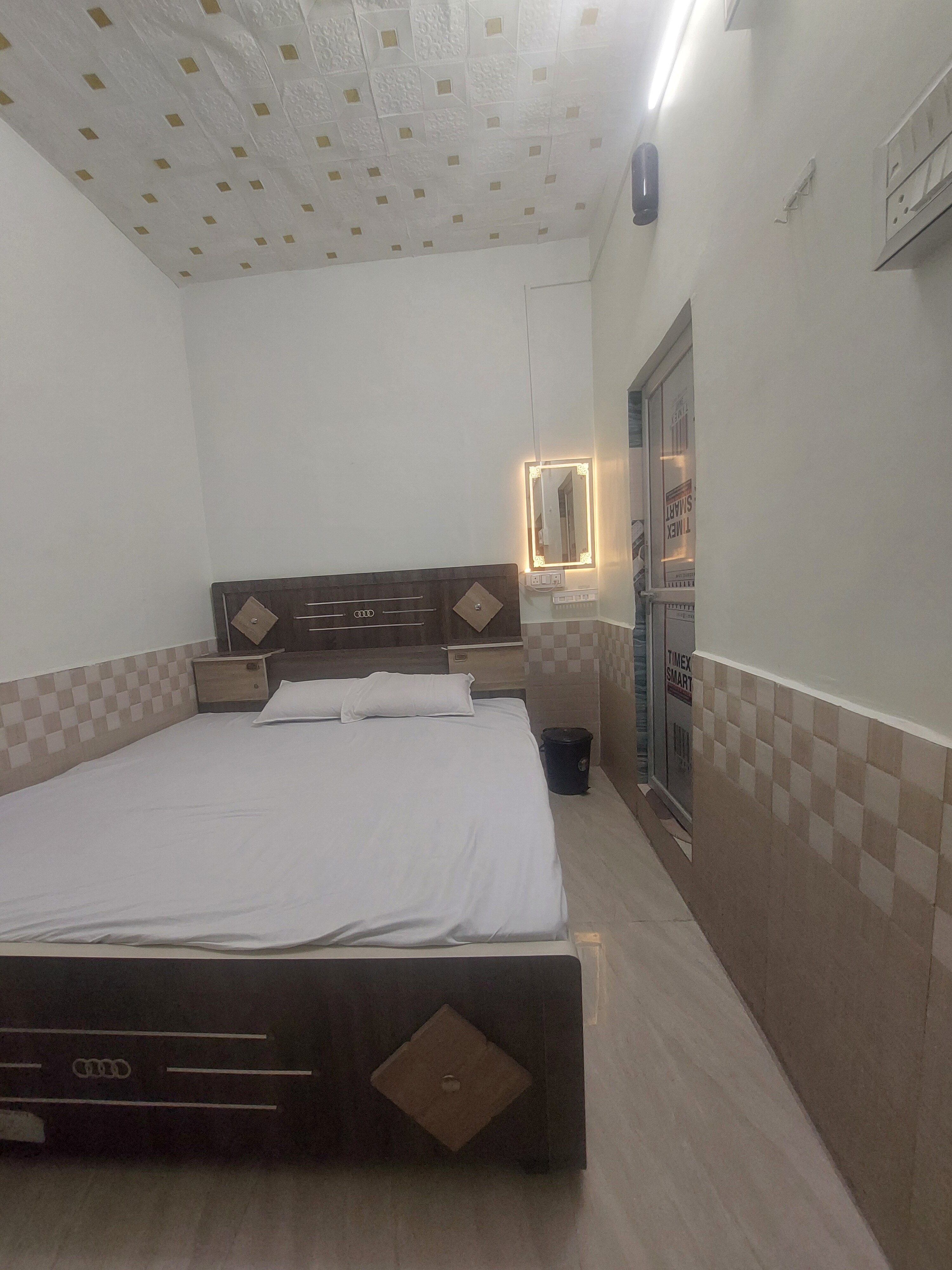 Hotel Kanha Karauli - Tap to explore photos
