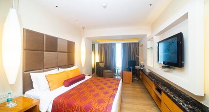 Taj Club House, Chennai Room Type - Deluxe Room Twin Bed