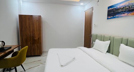 The Samrat Palace Room Type - Deluxe Room