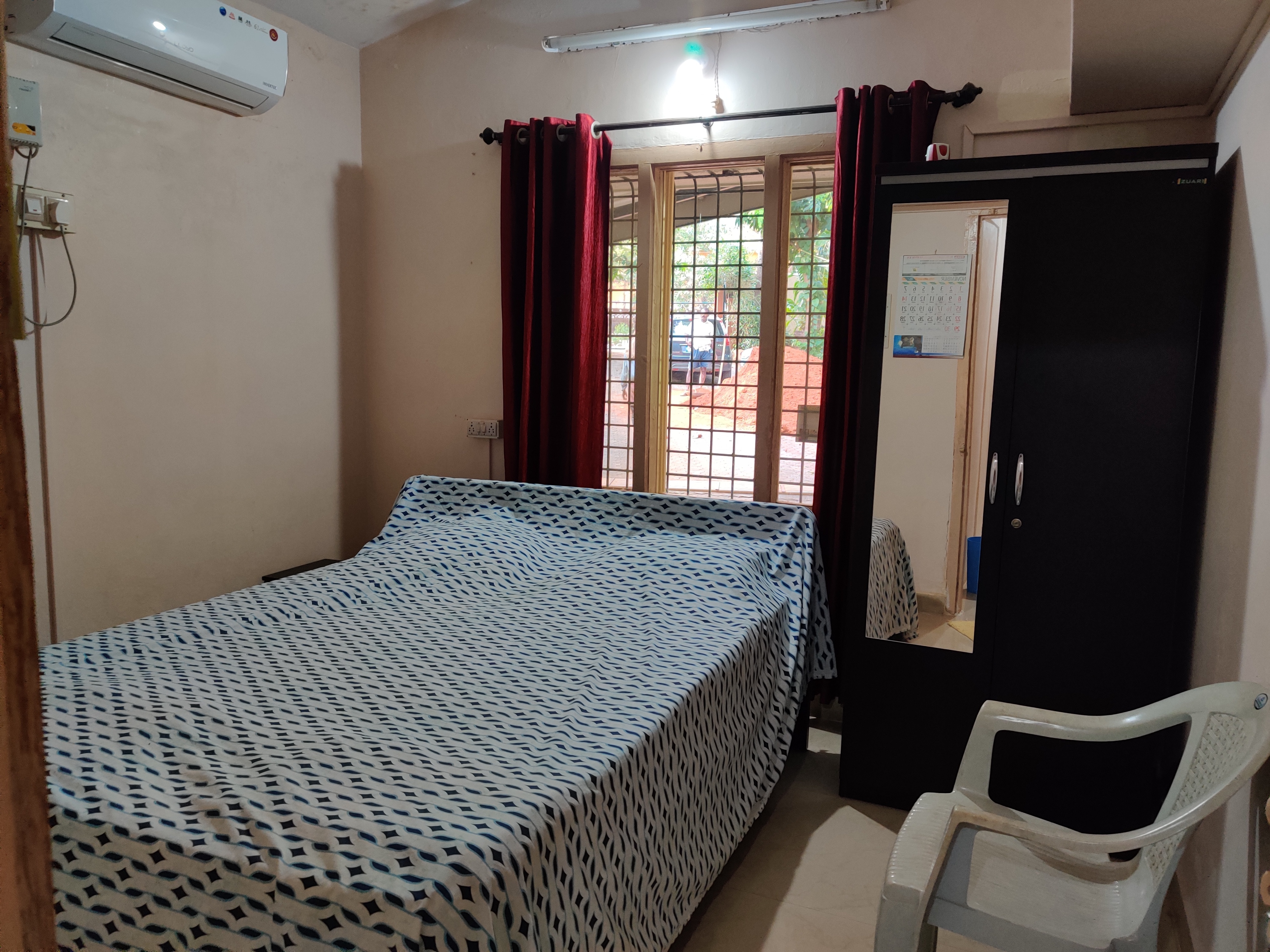 JD - Homestay | Rooms & Kitchen - Tap to explore photos