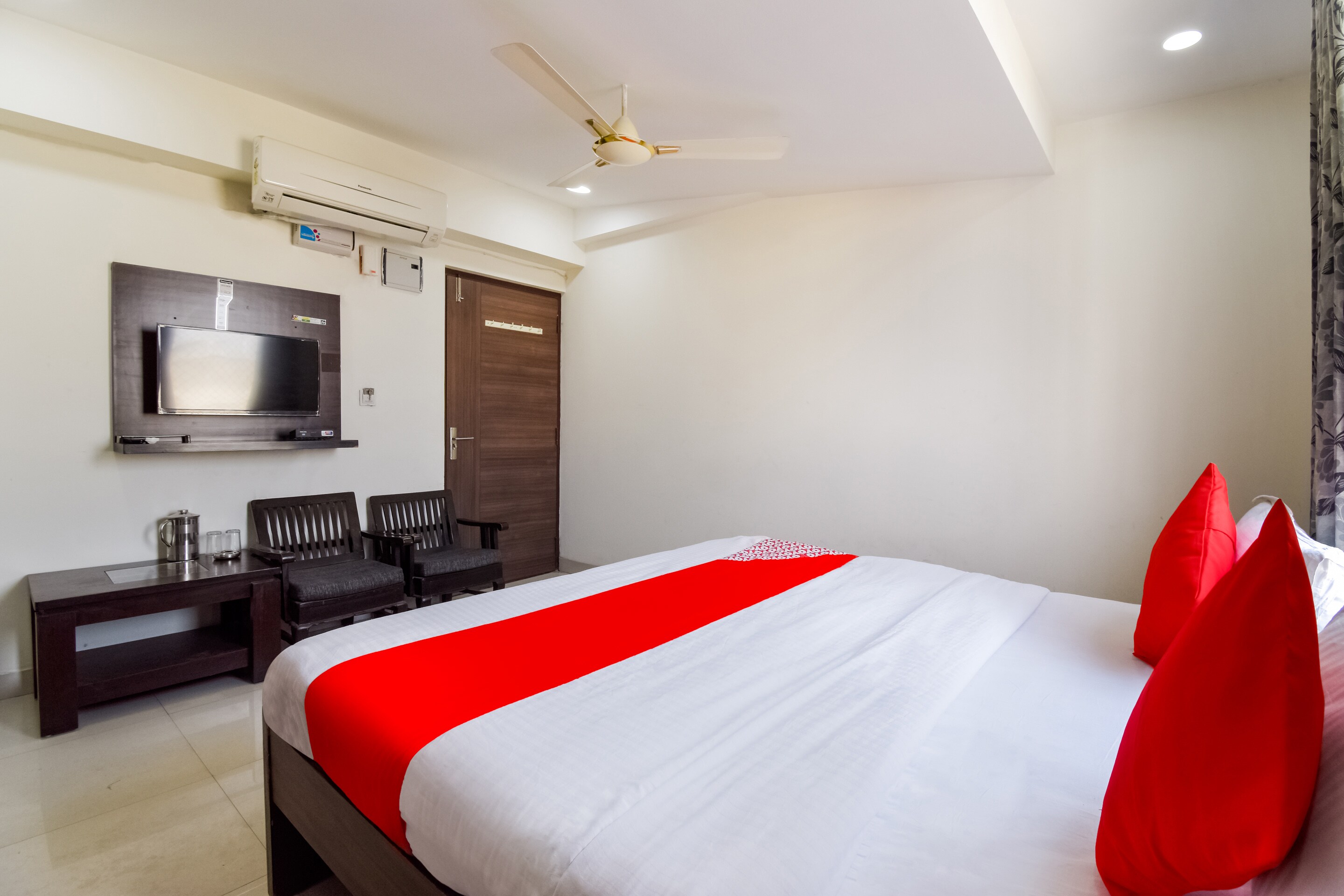 Hotel O Aana Residency - Tap to explore photos