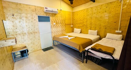 COCONUT COASTAL VILLA & COTTAGE Room Type - Standard family room
