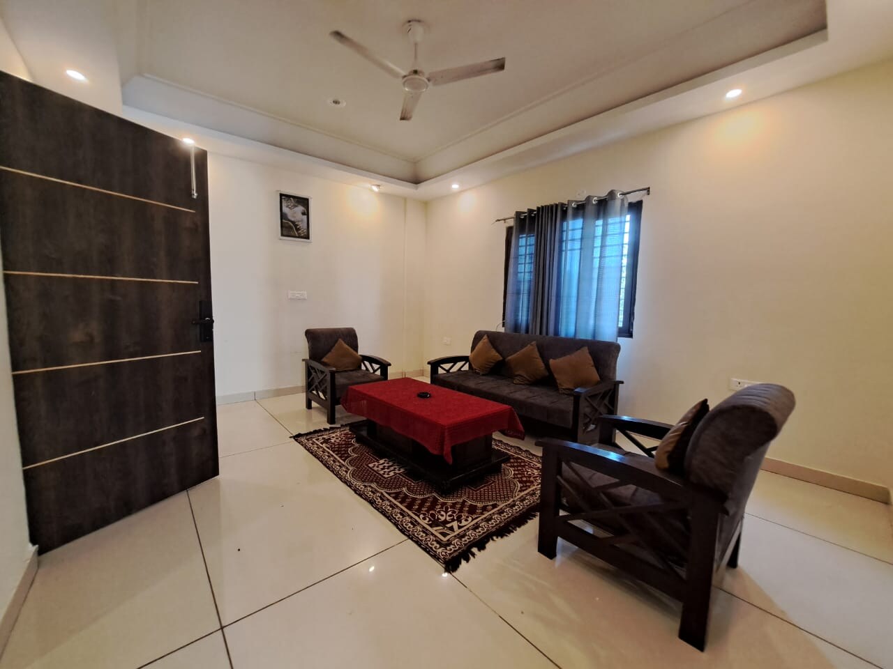 Castle Inn 2 BHK - Tap to explore photos