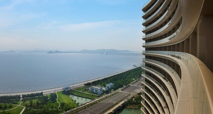 Hilton Zhoushan Room Type - PREMIUM SEAVIEW ROOM