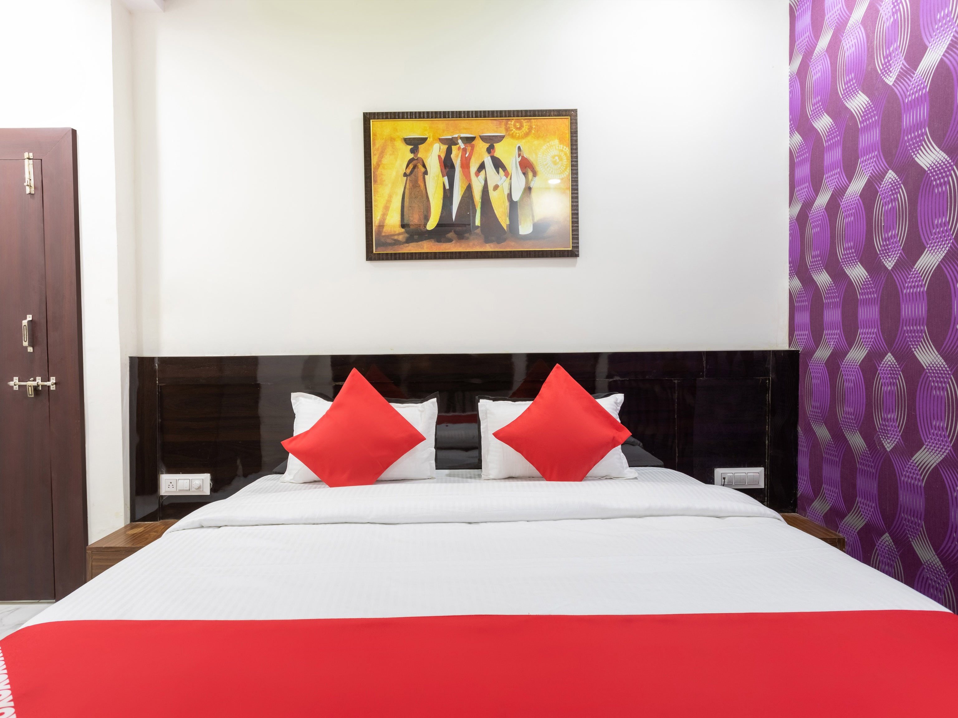 Hotel O Savitri Regency - Tap to explore photos