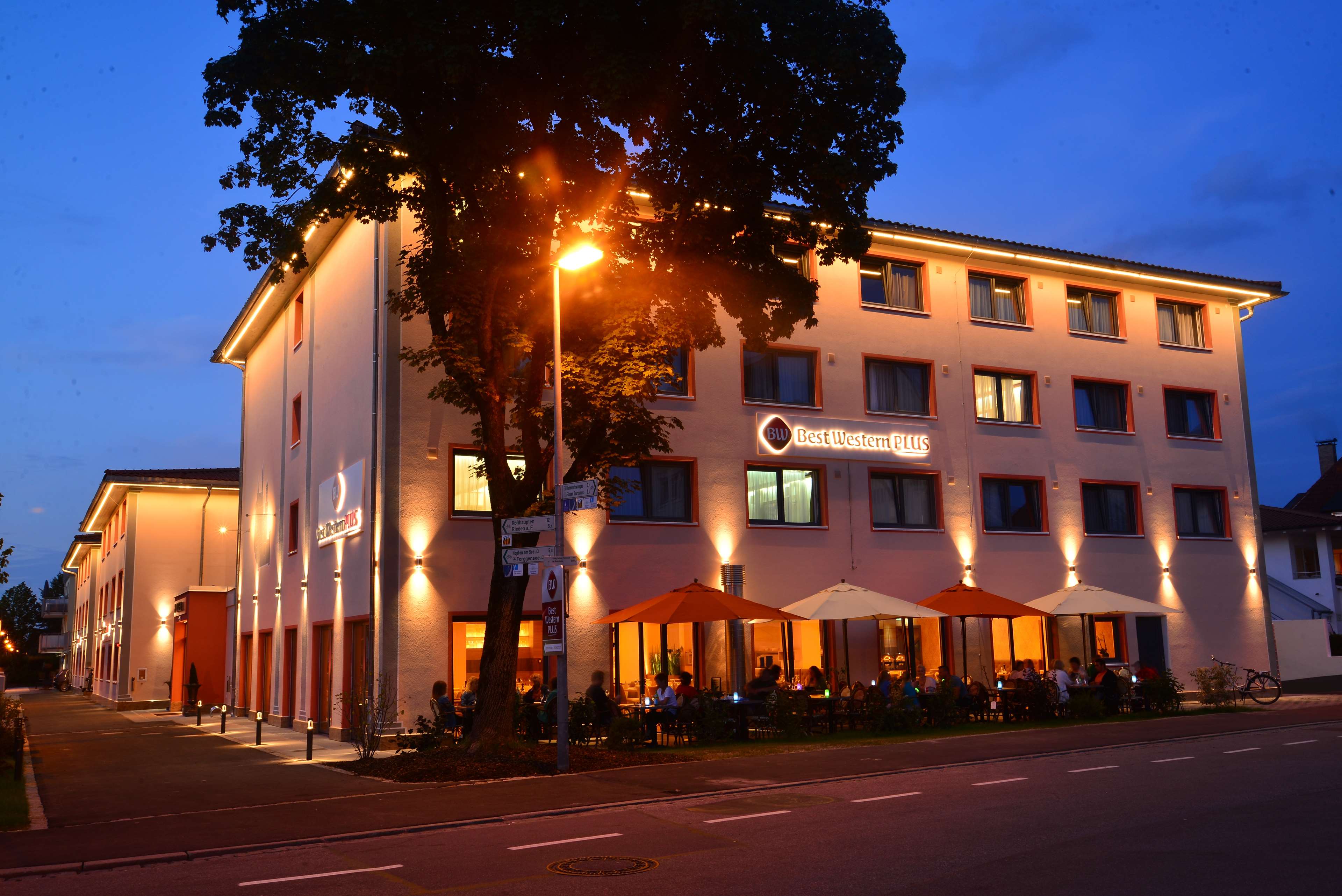Best Western Plus Hotel Fuessen - Tap to explore photos