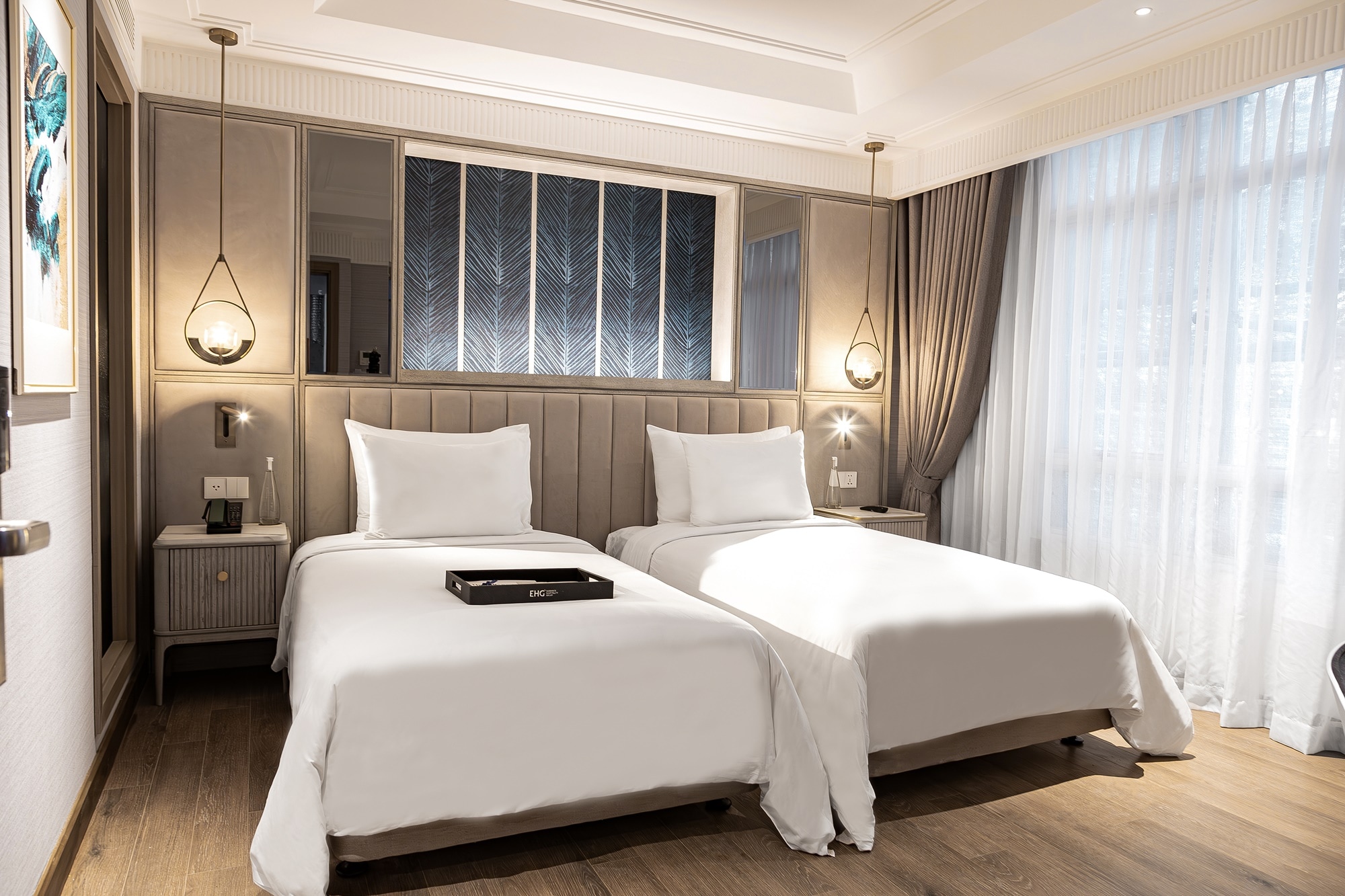 La Siesta Premium Saigon Central - Tap to explore photos