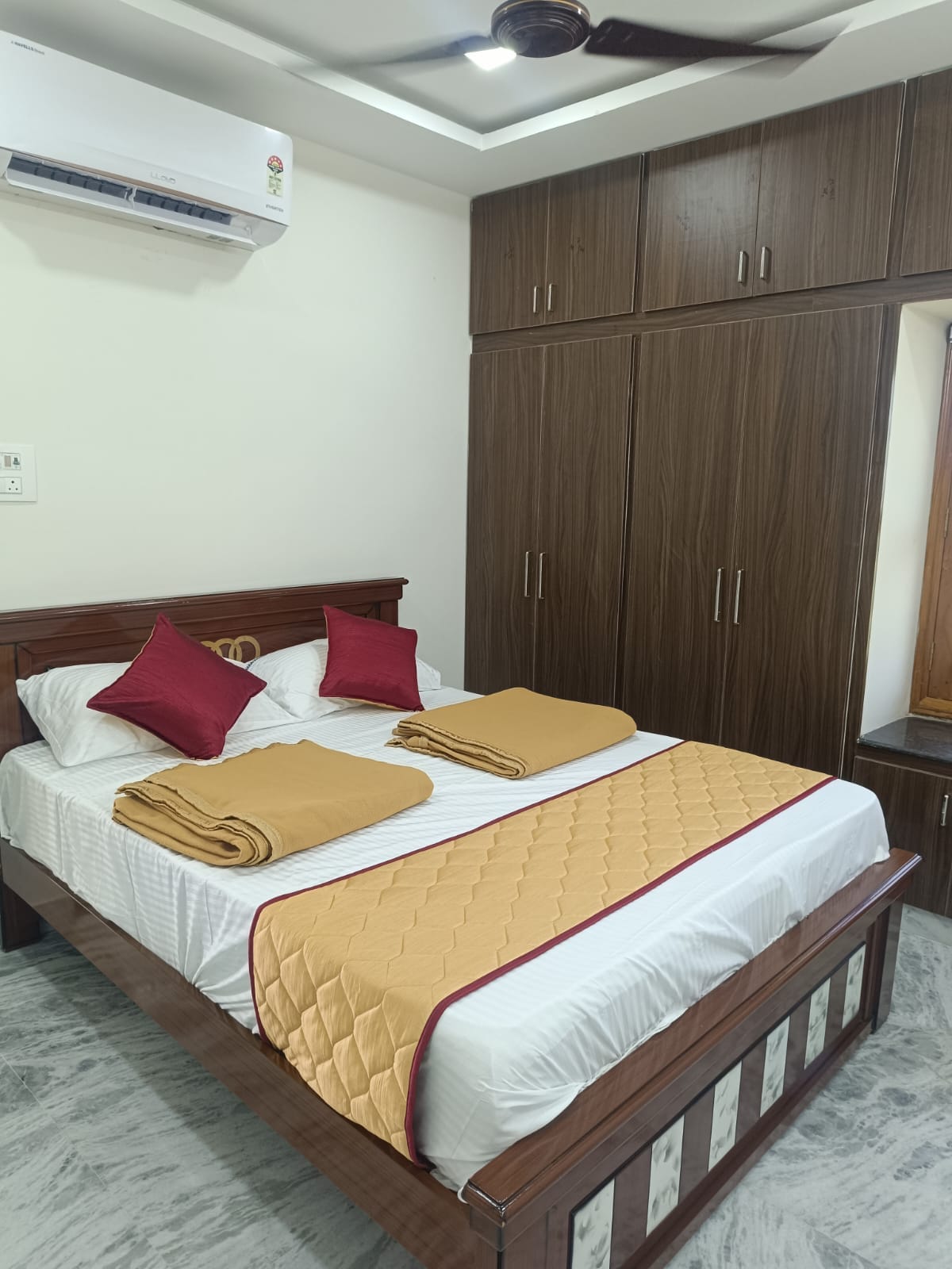 P R R Homestay - Tap to explore photos