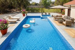 Tiger's Villa Resort