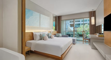 The Kee Resort & Spa Room Type - Deluxe Pool View Room with Bathtub The Kee Resort & Spa Room Type - Deluxe Pool View Room with Bathtub