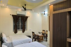 Address of Goldens Stay
