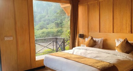 The Corbett Lads Room Type - Family Cottge with Balcony and Garden View