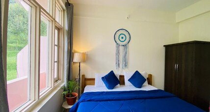 Rahgir Hostel Room Type - Superior Deluxe Room