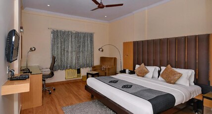 Hotel Siddharth Room Type - Deluxe Club