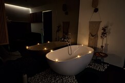 Le Noir Atelier 4 TUB Where midnight wears couture