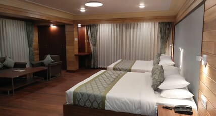 Udaan Dekeling Resort & Spa, Darjeeling Room Type - Luxury Family Room with Balcony